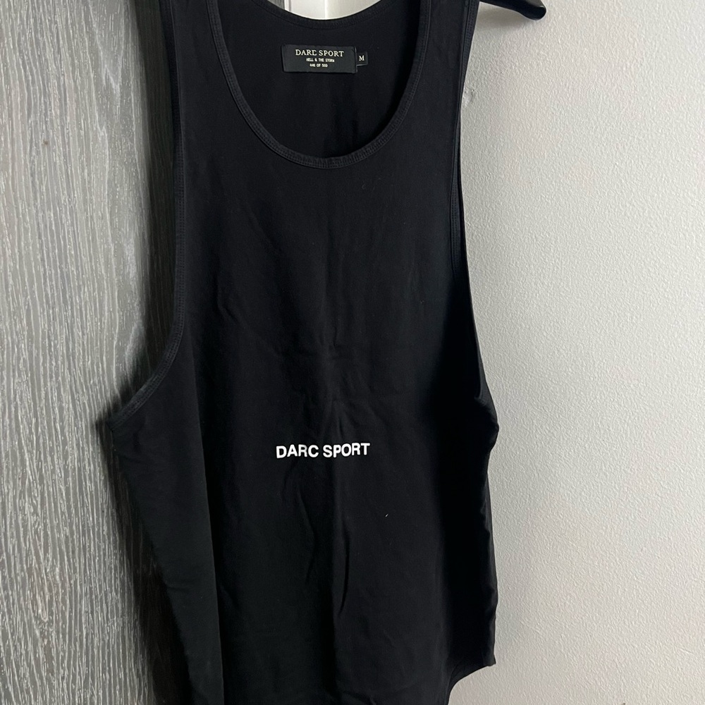 Darc Sport Classic Black Sleeveless Top